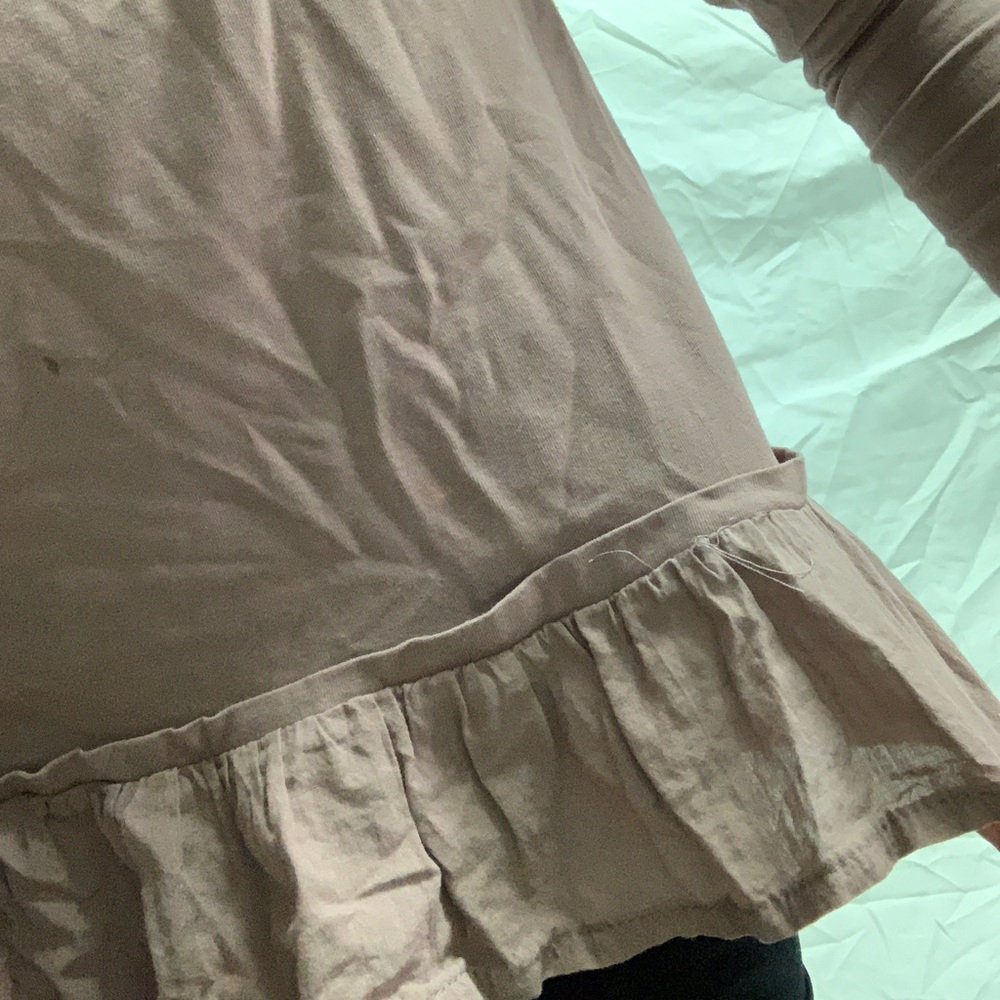 Mauve Ruffle Detail Top - Picture 3 of 3